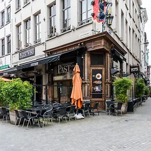 Apartment Beautiful In The Heart Of, Antwerpen