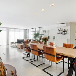 https://villa-ring-137.hotelsghent.com