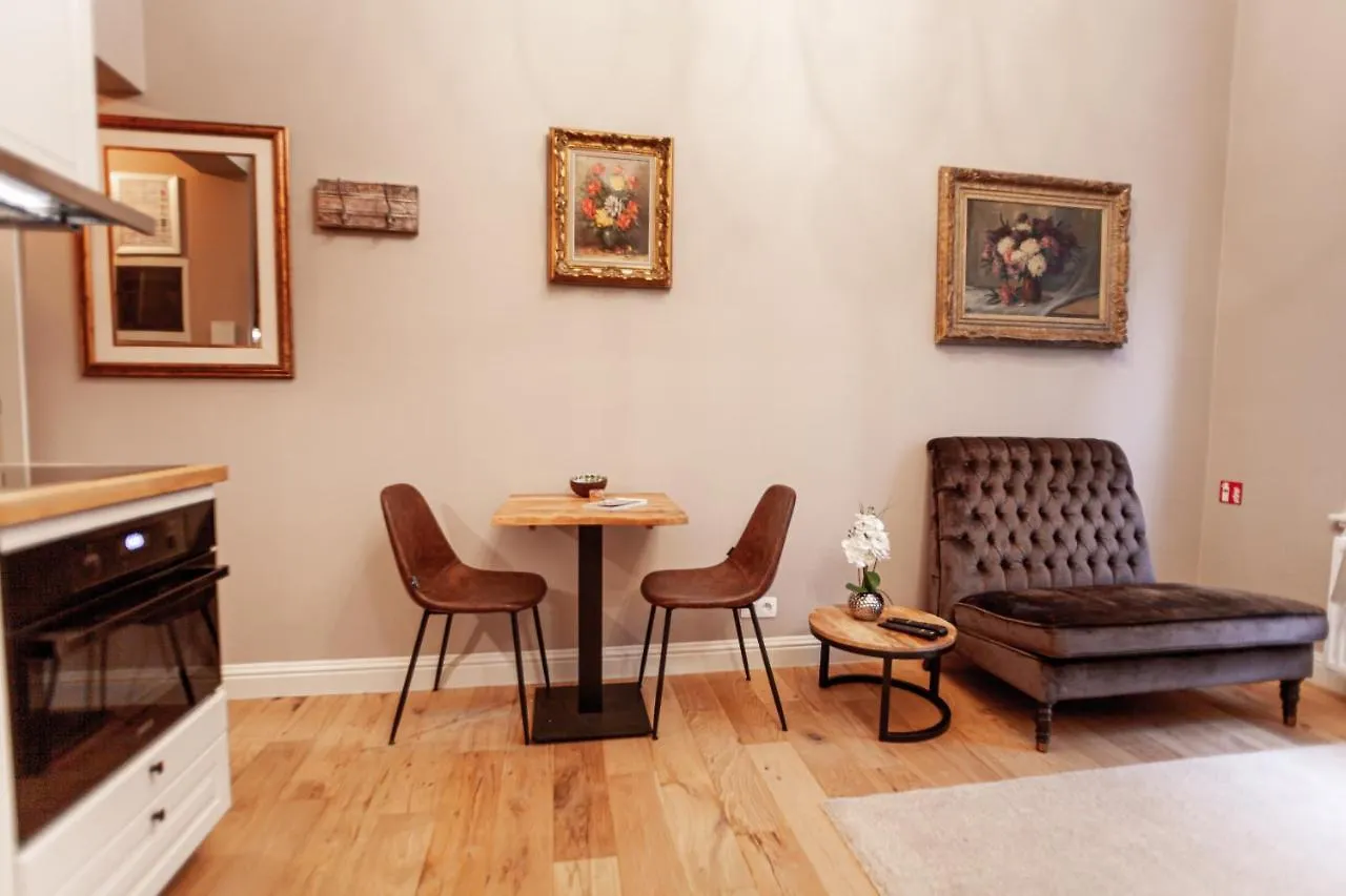 Apartamento Luxury Suites Palace By Rikas Hotels Amberes Bélgica